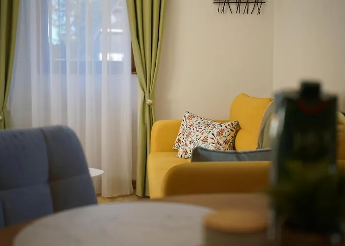 Flocke Vlasic Apartment *